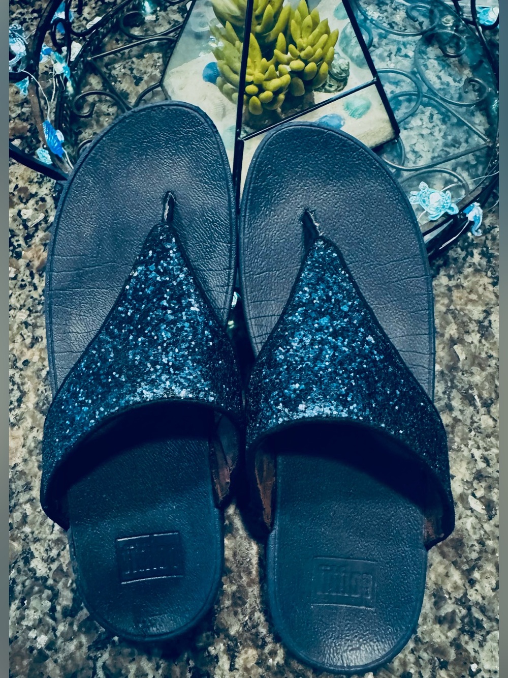 FitFlop Lulu Glitter Thong Wedge Sandals in Midnight Navy - Picture 5 of 8